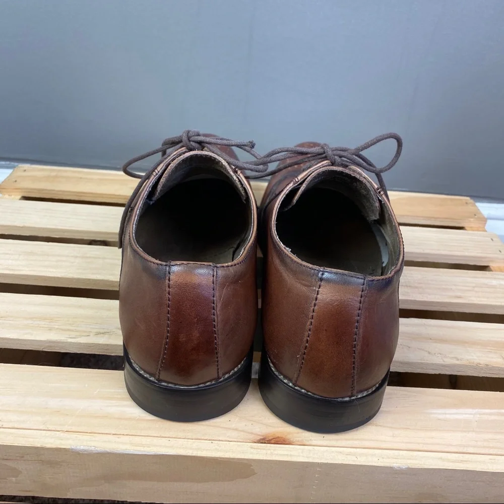 Asher‎ green lace up oxford size 8